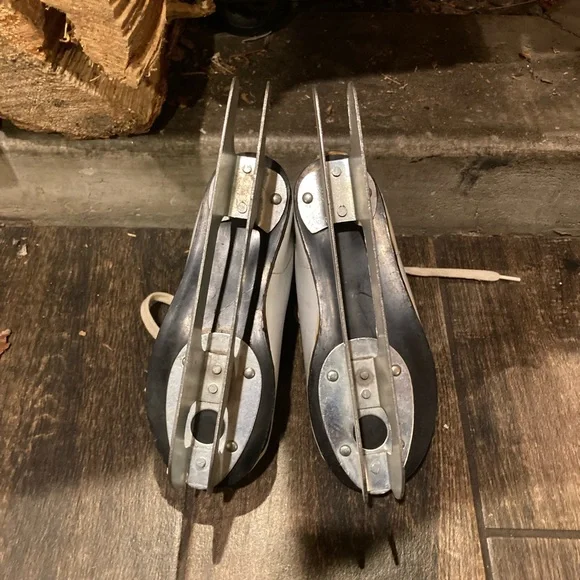 Kids | ice skates white (size 10Y) dual blades - Picture 5 of 7